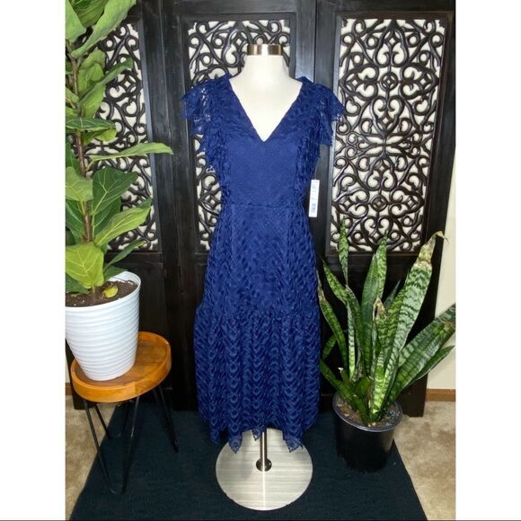 Antonio Melani Bella Chunky Lace Flutter Sleeve Navy Dress NWT Size 4 - Picture 1 of 10